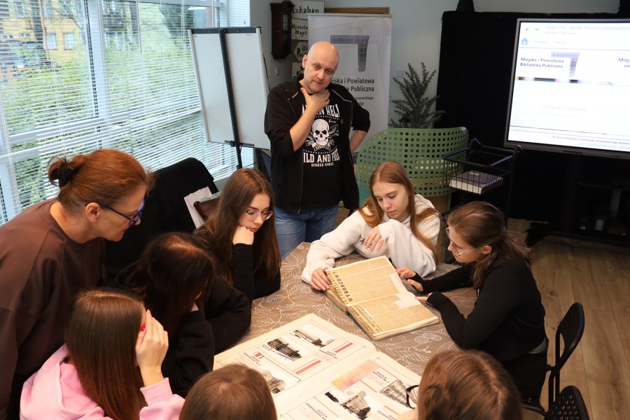 Lekcja biblioteczna - III LO w Bełchatowie